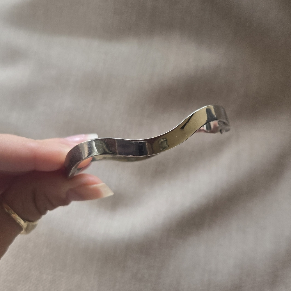 Vintage Sterling 925 Silver Bangle Wavy Bracelet Cuff Hinge Clasp